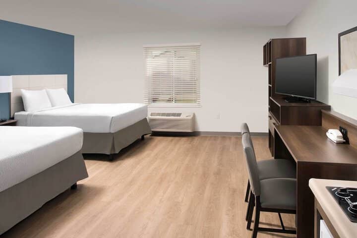 Room 9 of 48