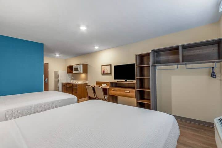 Room 13 of 48