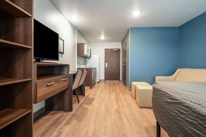 Room 21 of 48