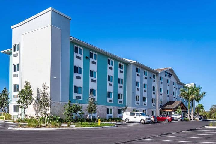 Hotel 46 of 48